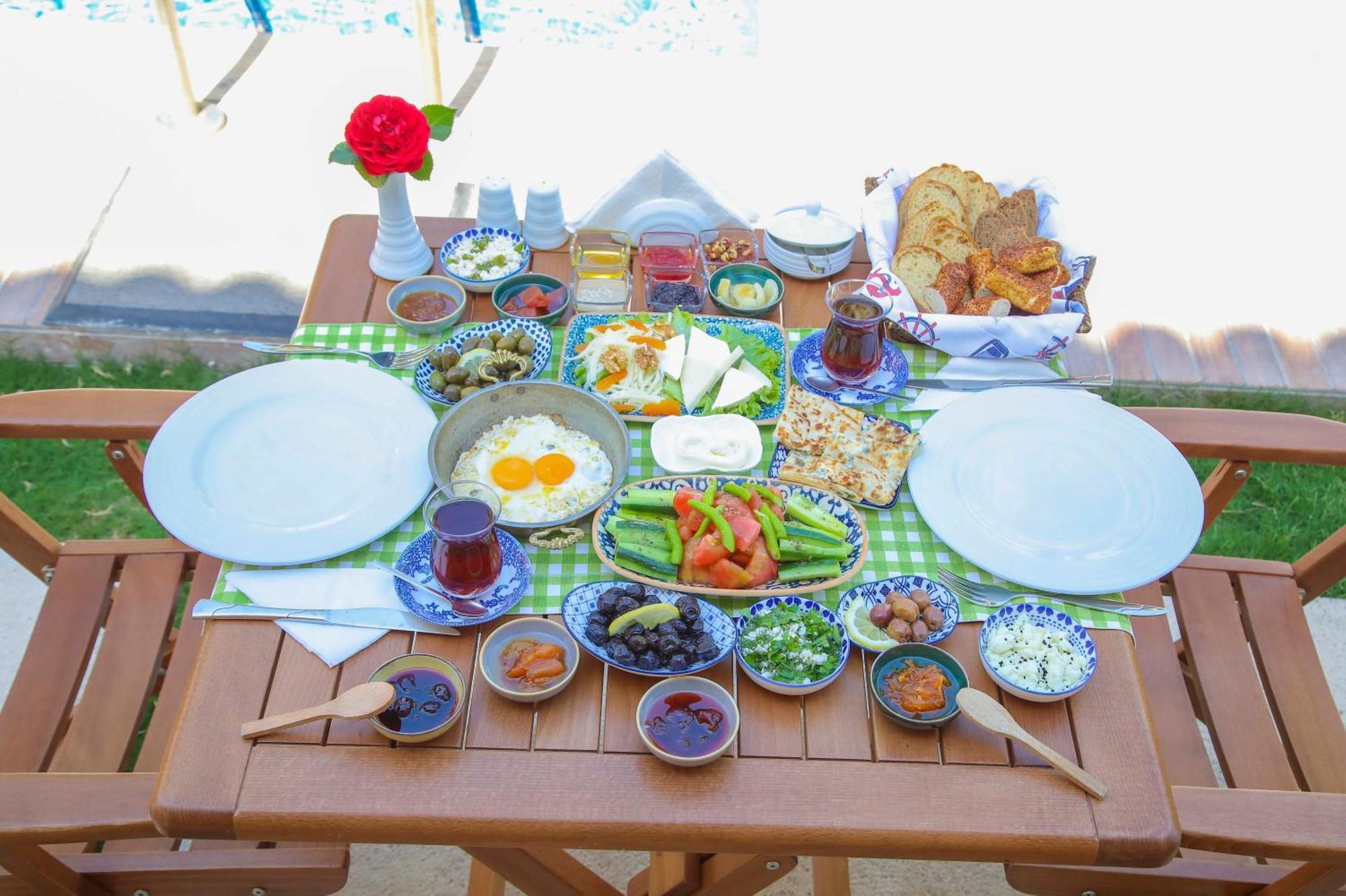 Alacati Balbadem Hotel (Adults Only) Buitenkant foto