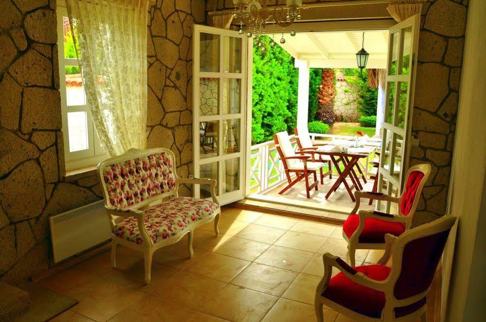 Alacati Balbadem Hotel (Adults Only) Buitenkant foto